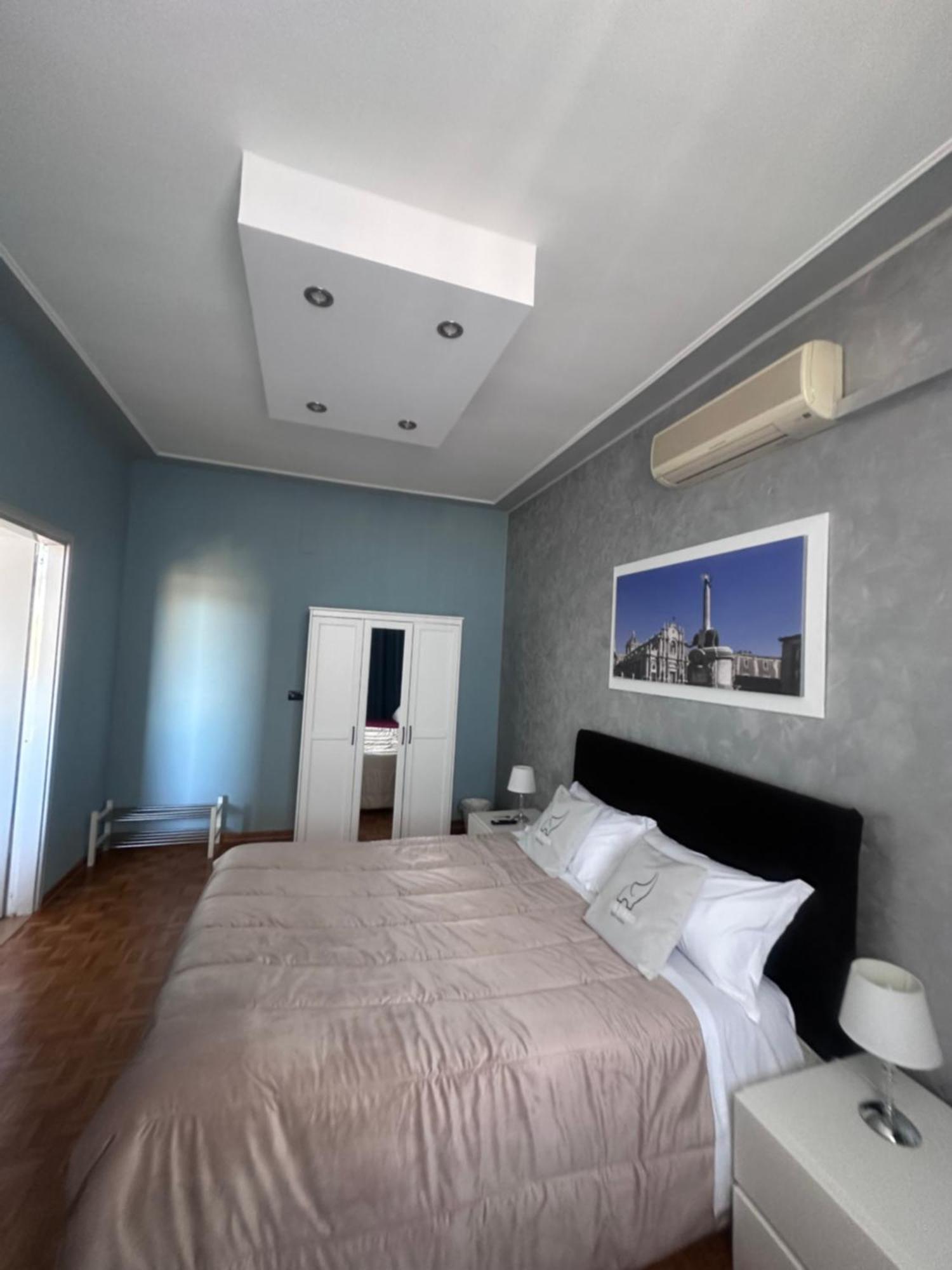 Alta Dimora B&B Suites CTA Rum bild